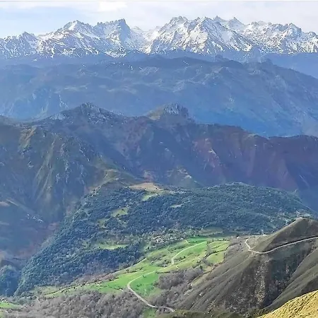 Acogedora Casa En Arangas Cabrales Сasa de vacaciones *